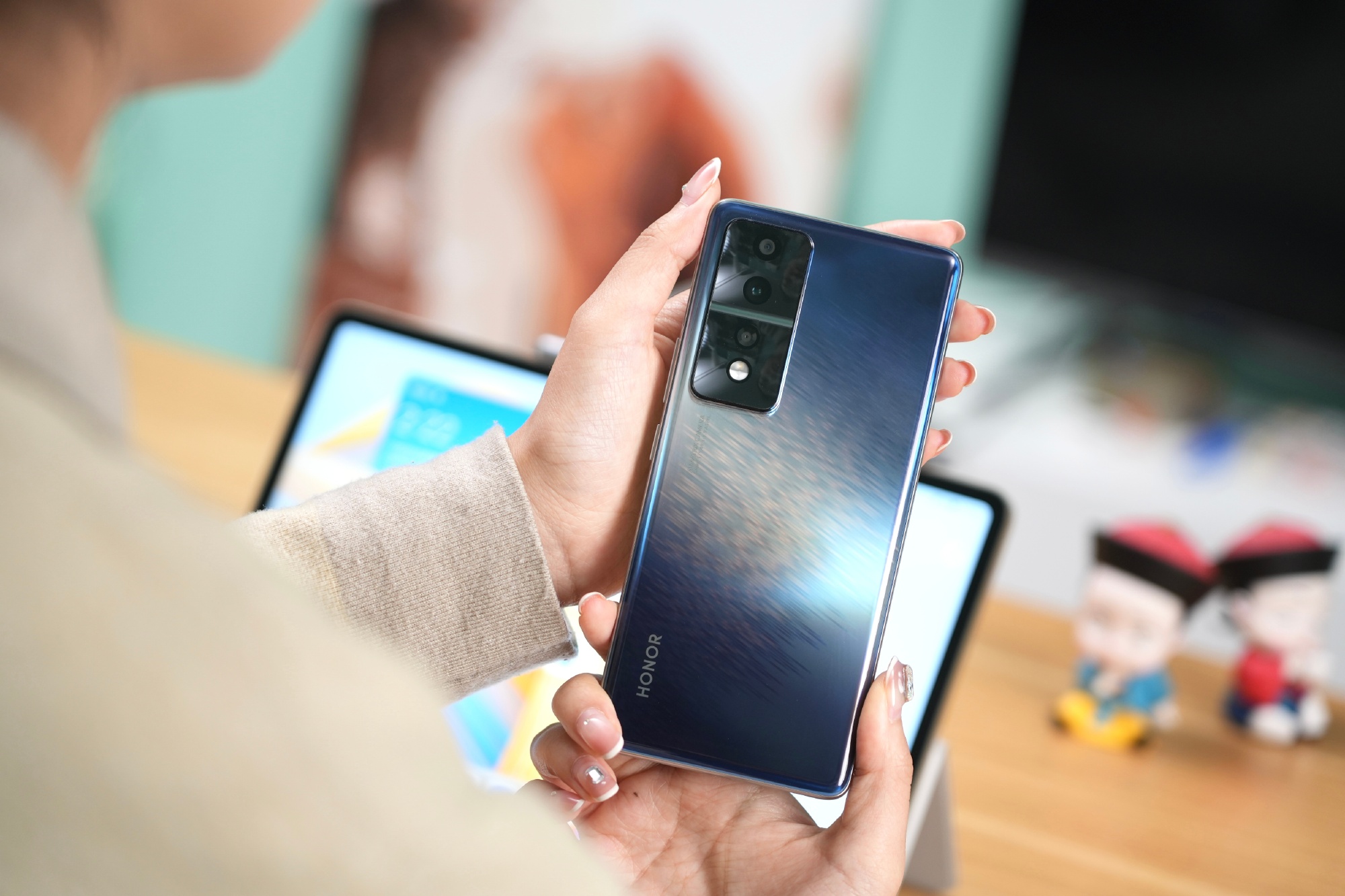 荣耀80gt与一加ace2哪个值得买,一加ace2和荣耀80gt长测对比