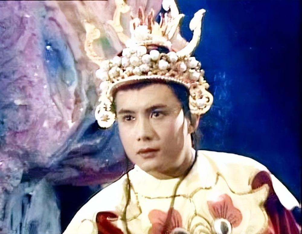 孙悟空和小白龙谁厉害,孙悟空为什么打小白龙