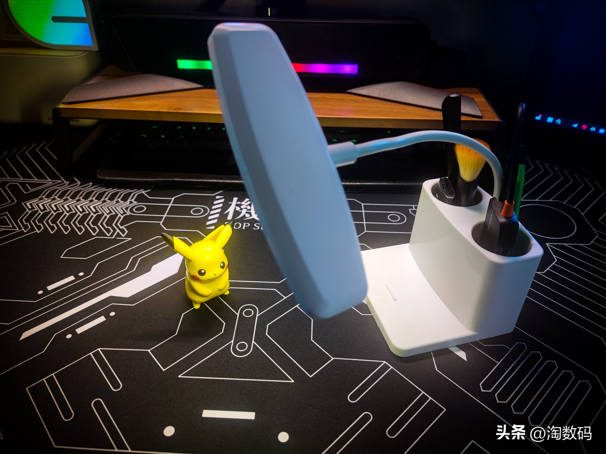 智能台灯拆解测评,无极调光台灯拆解