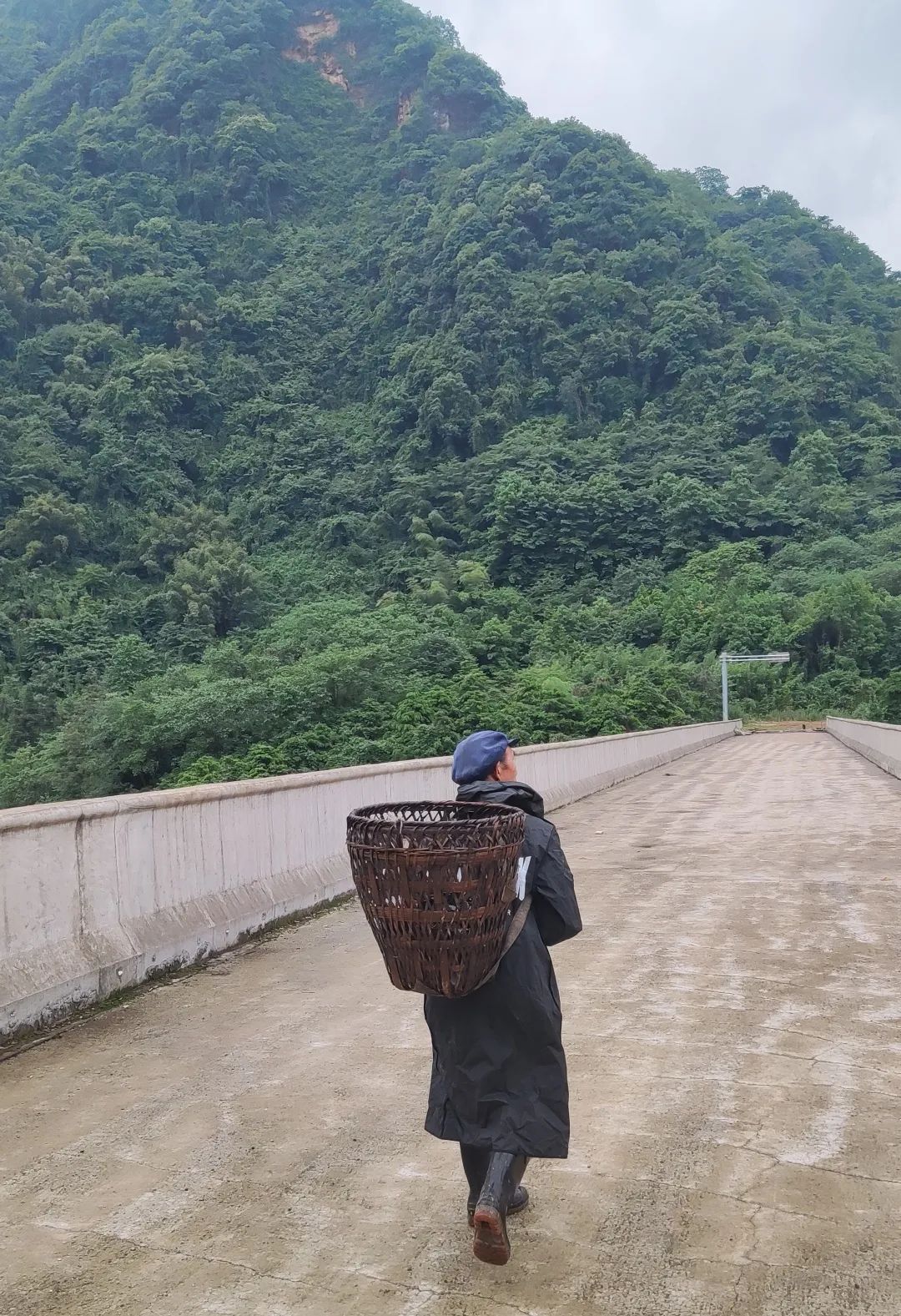 崇州山里新发现的天然景区,崇州的田园风光