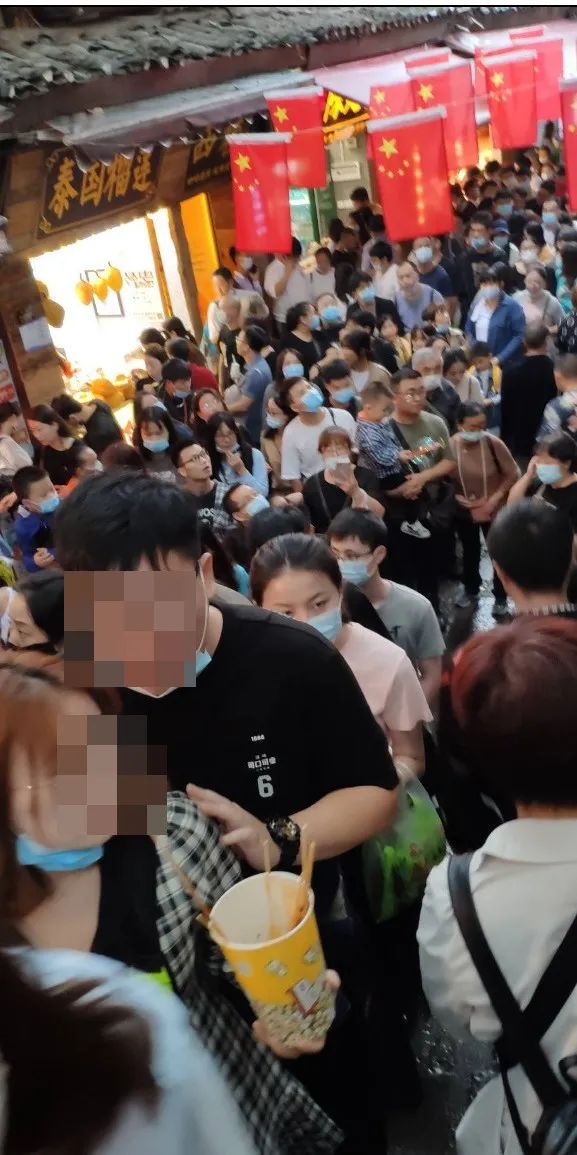 十一长假早已不像你想象中的图片,十一长假壮观景象