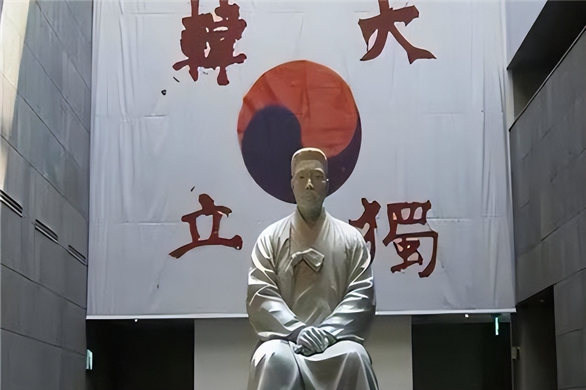 杀日本前首相的人被判了几年,杀日本首相判什么罪