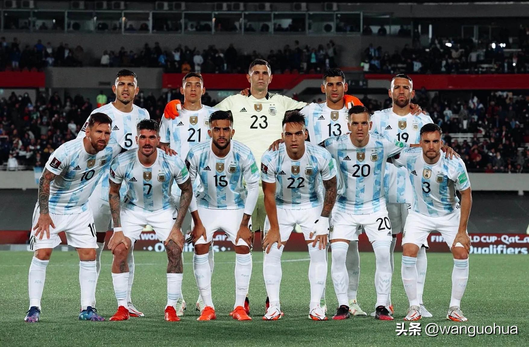 人生就像踢足球一样原版,人生就像踢皮球踢不了还得玩命踢