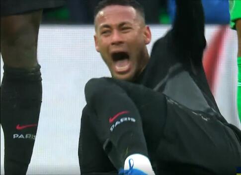 内马尔受伤是哪只脚,内马尔的脚伤