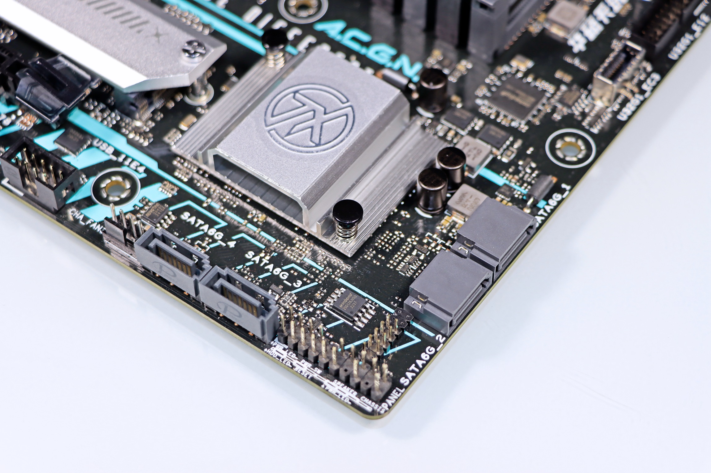 华硕ezmod硬盘数据克隆,华硕天选激活windows系统教程