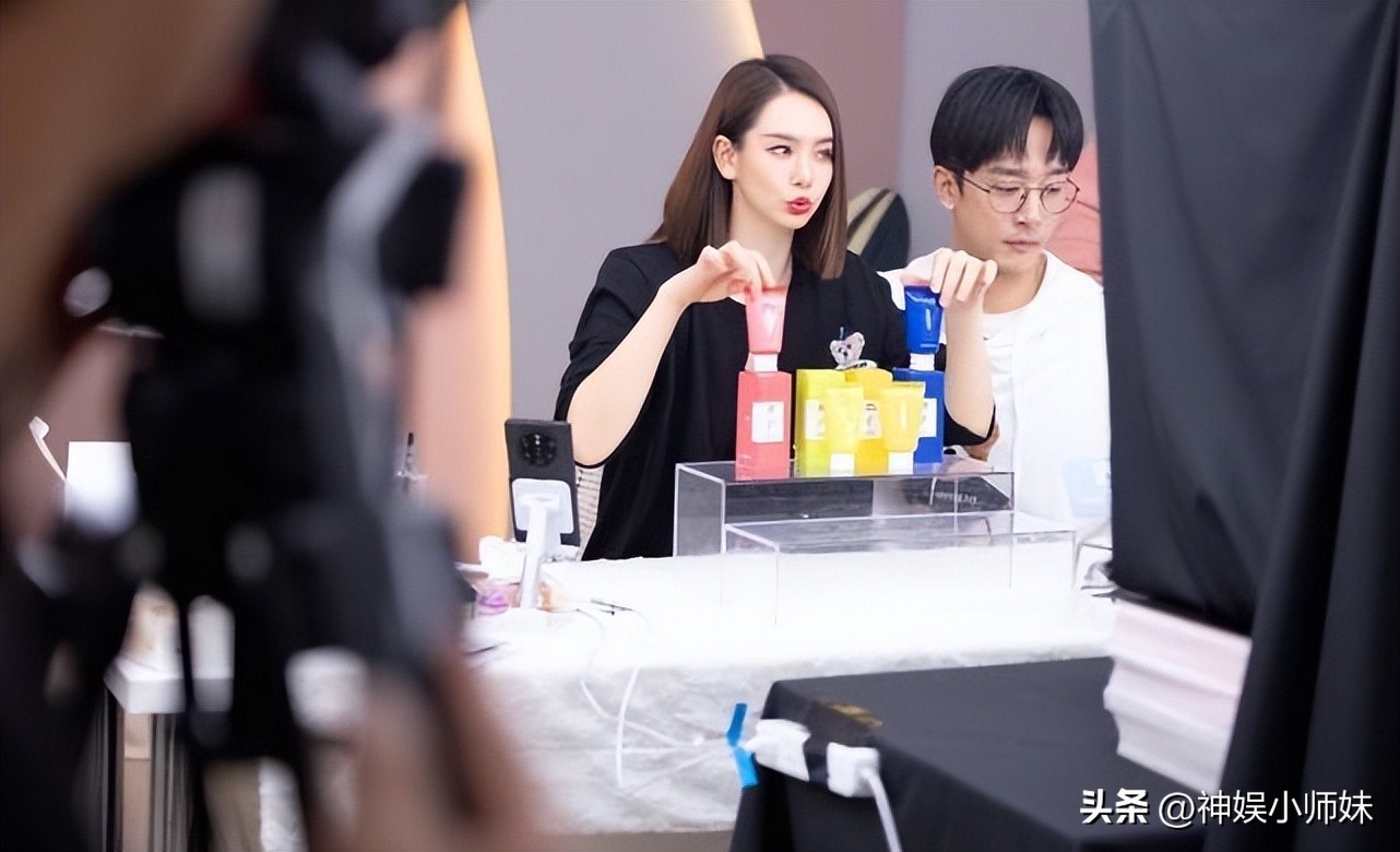 戚薇直播间带货真假,戚薇直播遭质疑