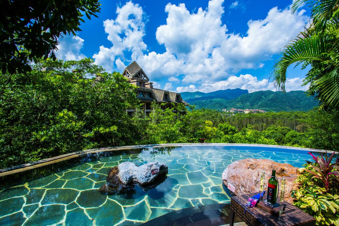 广东最值得推荐的温泉度假村,广东第一峰温泉是真温泉