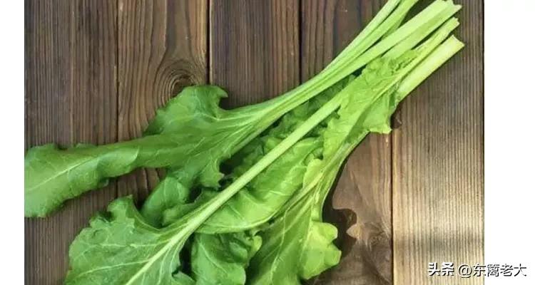 退休金1500元，50岁老阿姨利用自媒体的收入买菜！