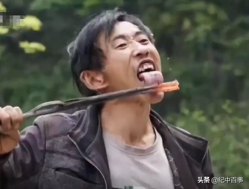 男子街头乞讨赚1000万,男子街头手擦烧红铁链卖药