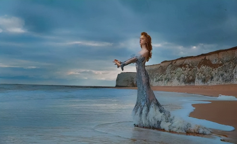 鍙や汉濠氭垝,鍙ゅ笇鑵婄殑鐖辨儏绁炶瘽