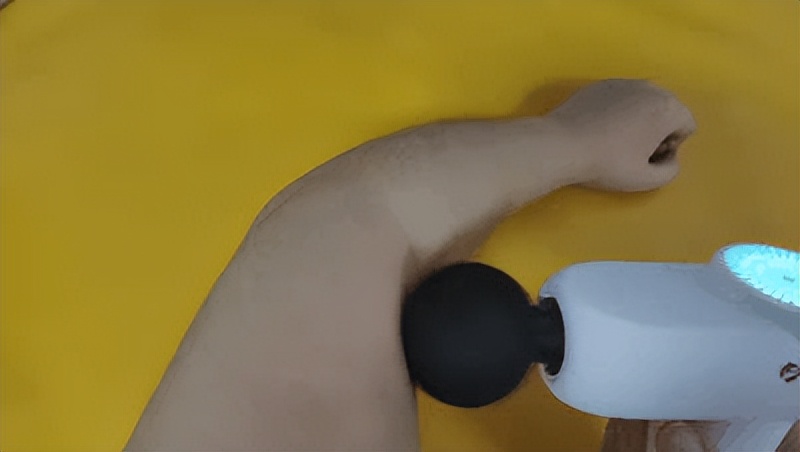 便宜又好用的筋膜枪推荐几款,筋膜枪怎么选八款筋膜枪测评分析