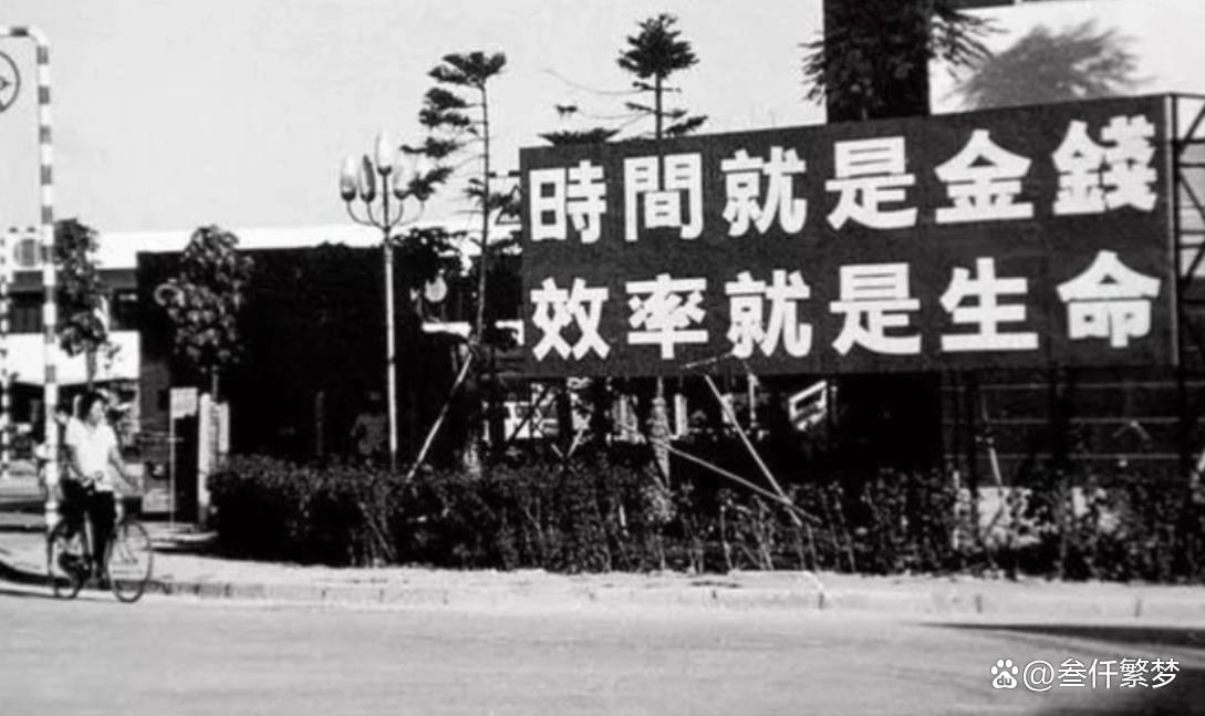 年轻人的负债是怎么造成的,什么原因导致当代年轻人负债累累