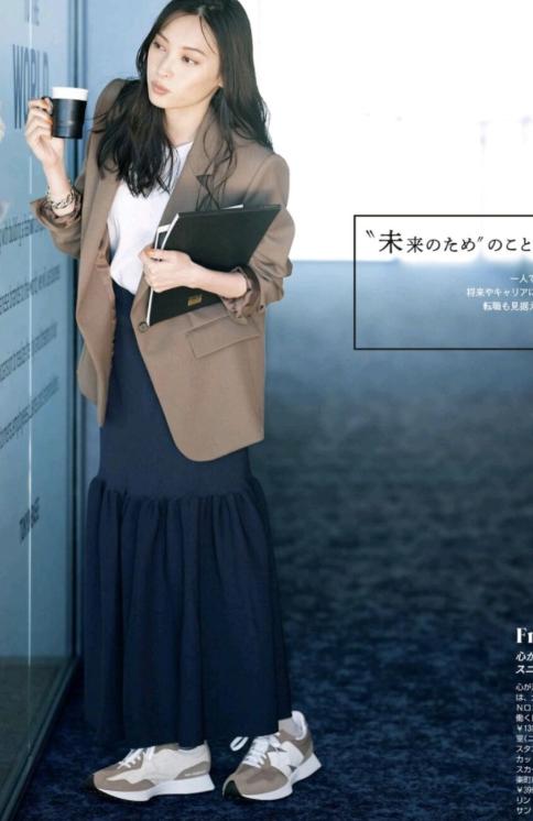 春夏高跟鞋穿搭出高级感,春夏穿运动鞋