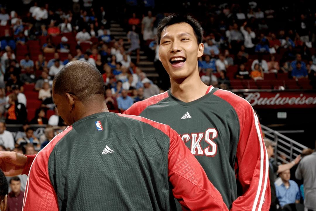 国内NBA球员的退役工资：巴特尔每年7.8万，姚明20.7万，周琦呢？