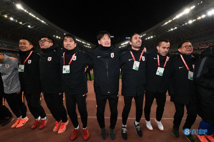 国足vs日本赛前李霄鹏发布会,国足vs日本比赛预测