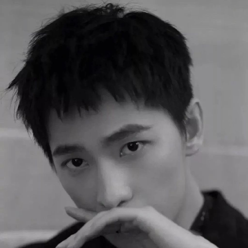 一款最帅气的男士发型,成熟男士头发稀少适合剪什么发型