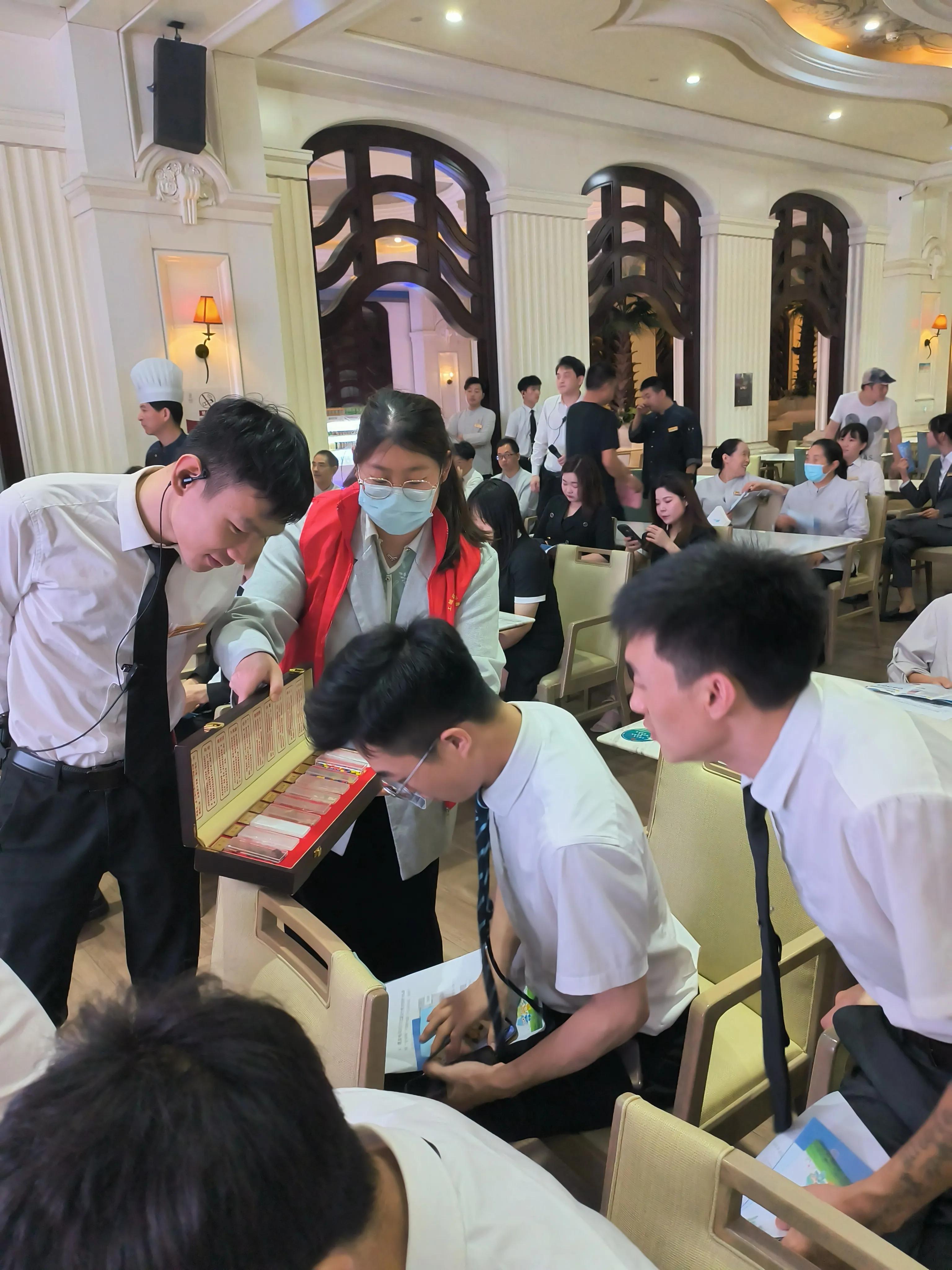 采育镇开展禁毒宣传进场所活动,市禁毒办到乡镇小学开展禁毒宣传