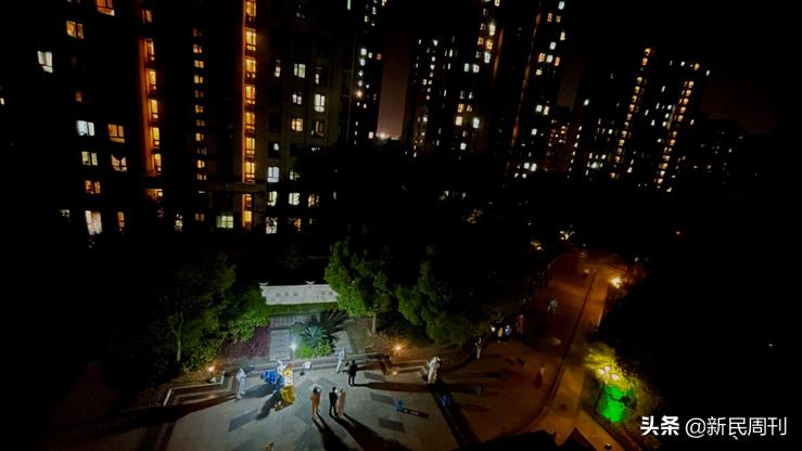 小区阳性家庭“VIP群”里，他们说得最多的是什么