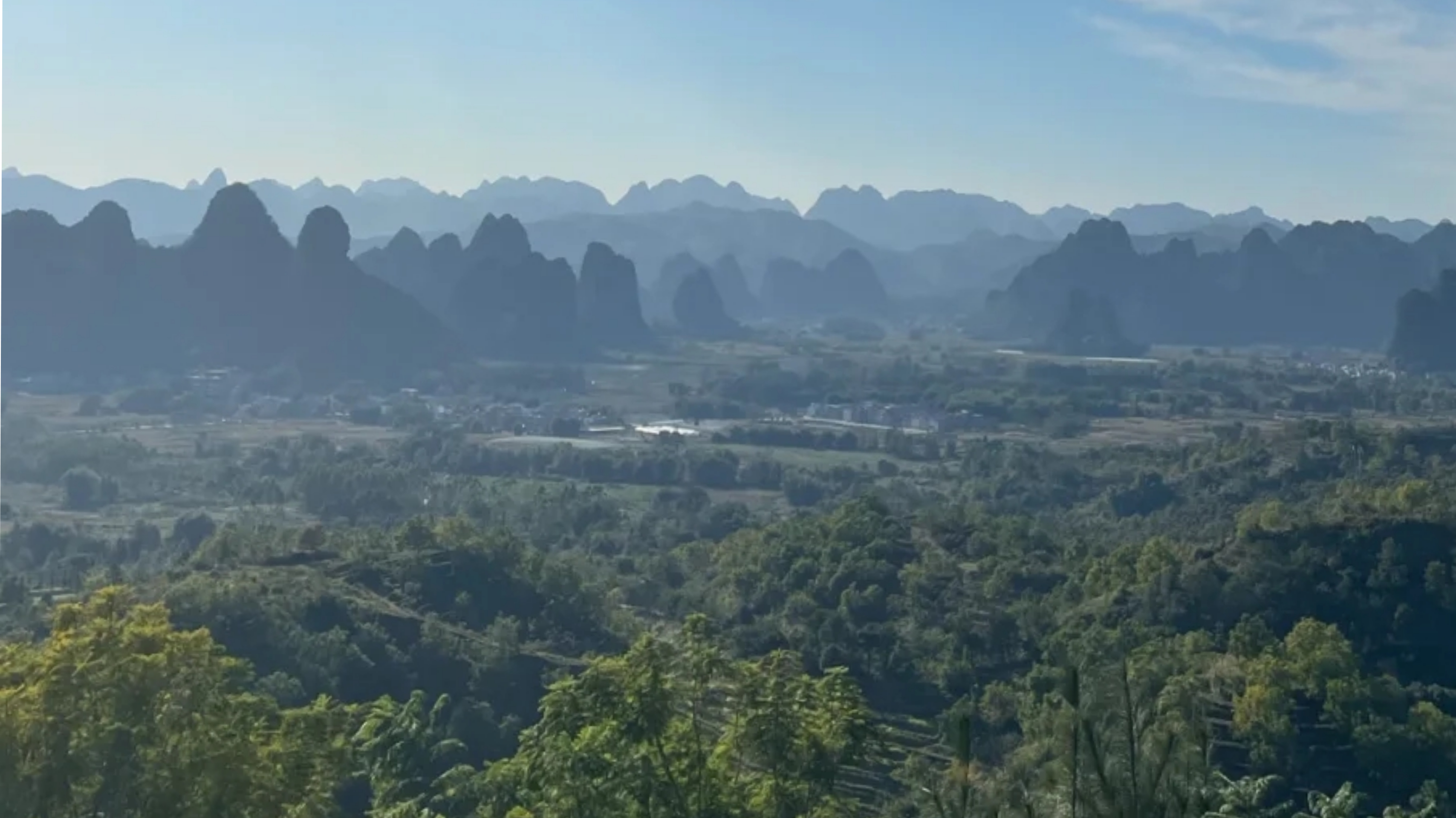 清远英德峰林晓镇精品露营地,清远英德湖畔野奢露营