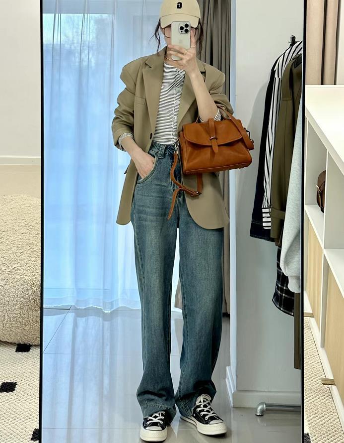 春天白色西装外套配什么裤子好看,春季西装和夏季西装搭配