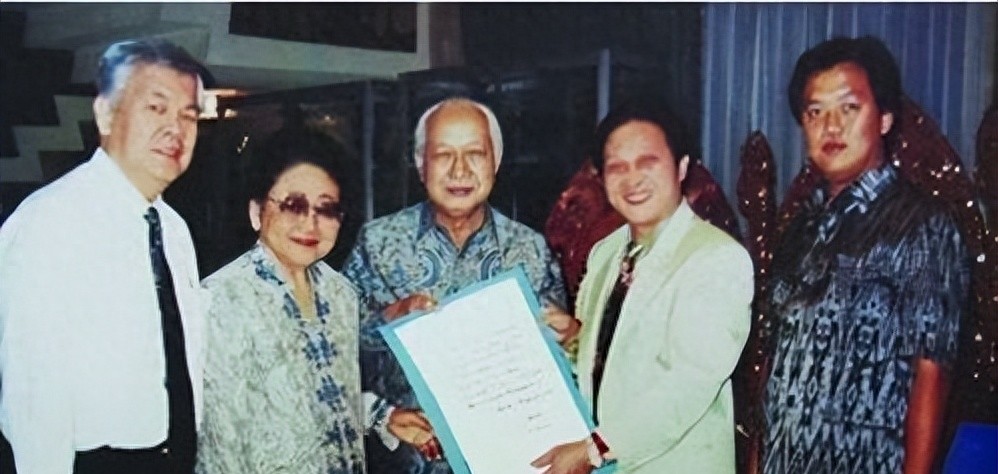 王林与马云什么时候认识的,王林与马云合影