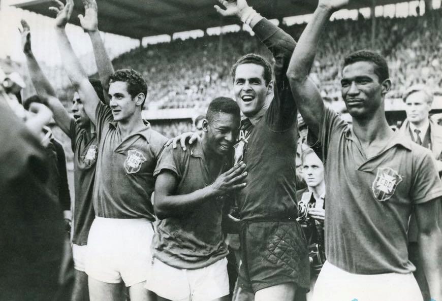 从贫民窟走出来的超级球星贝利,球王贝利的传奇人生