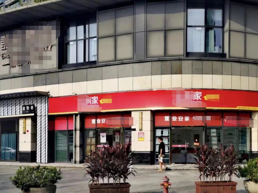 90后的我15岁背井离乡出门打工,90后的我孤身一人在上海创业