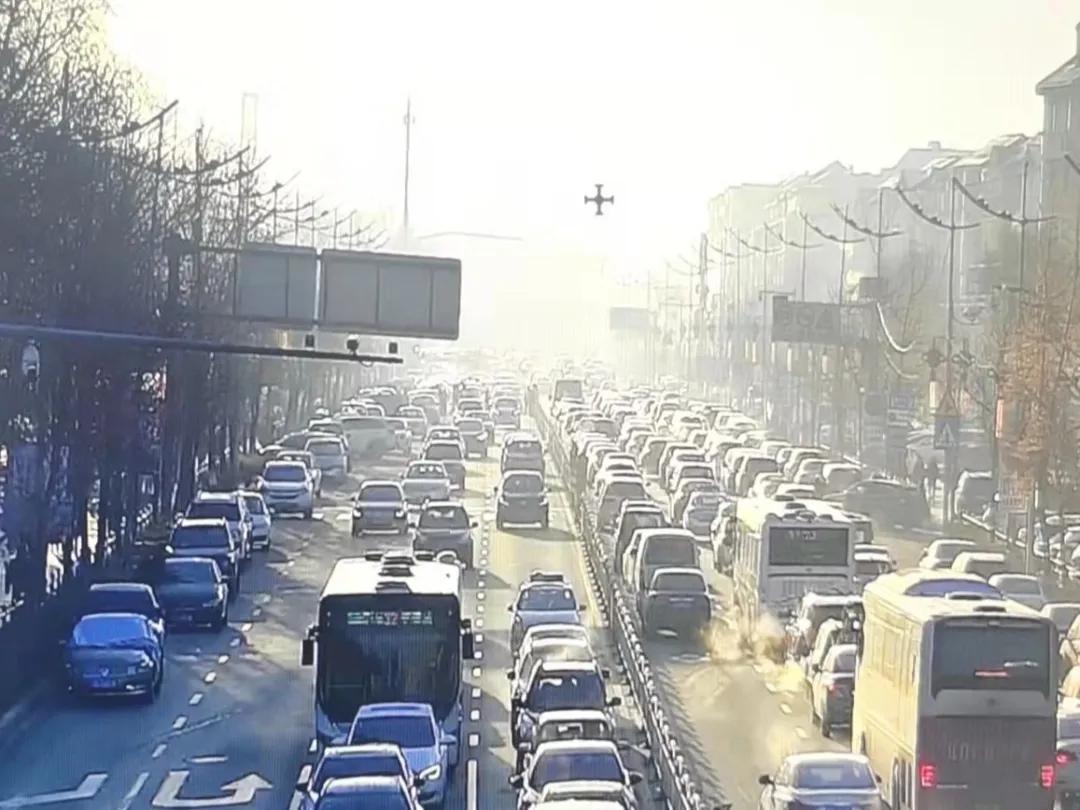 我为群众办实事解决停车难问题,我为群众办实事交警大队城区中队