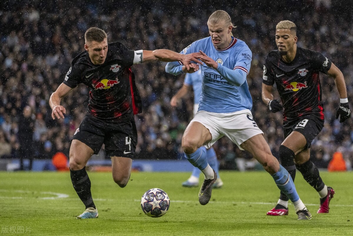 足坛故事哈兰德,哈兰德跟c罗谁更强