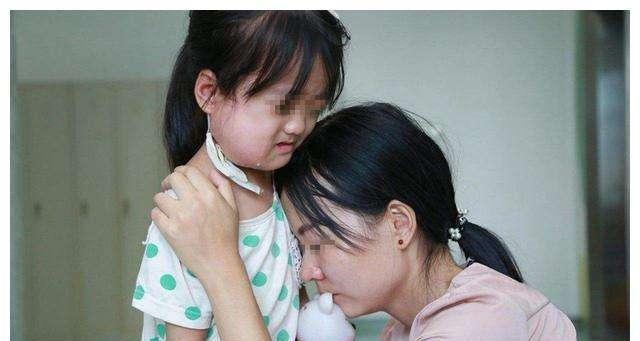 小女孩看到脏东西,女儿看到脏东西