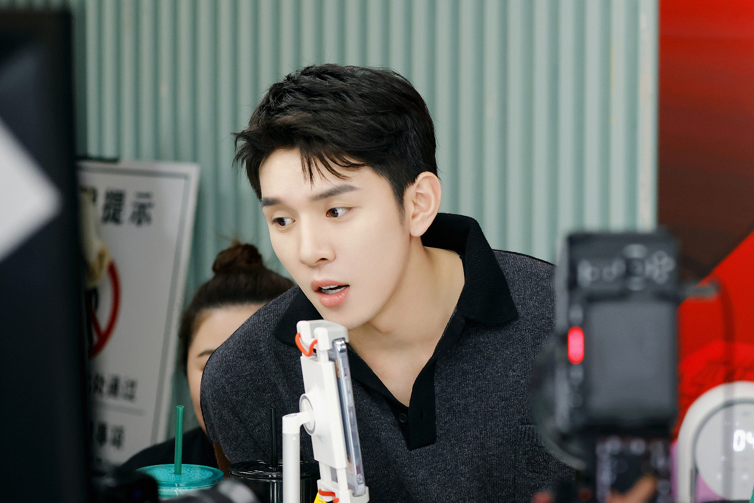 2023：超顶流大主播，终将沦为售货员