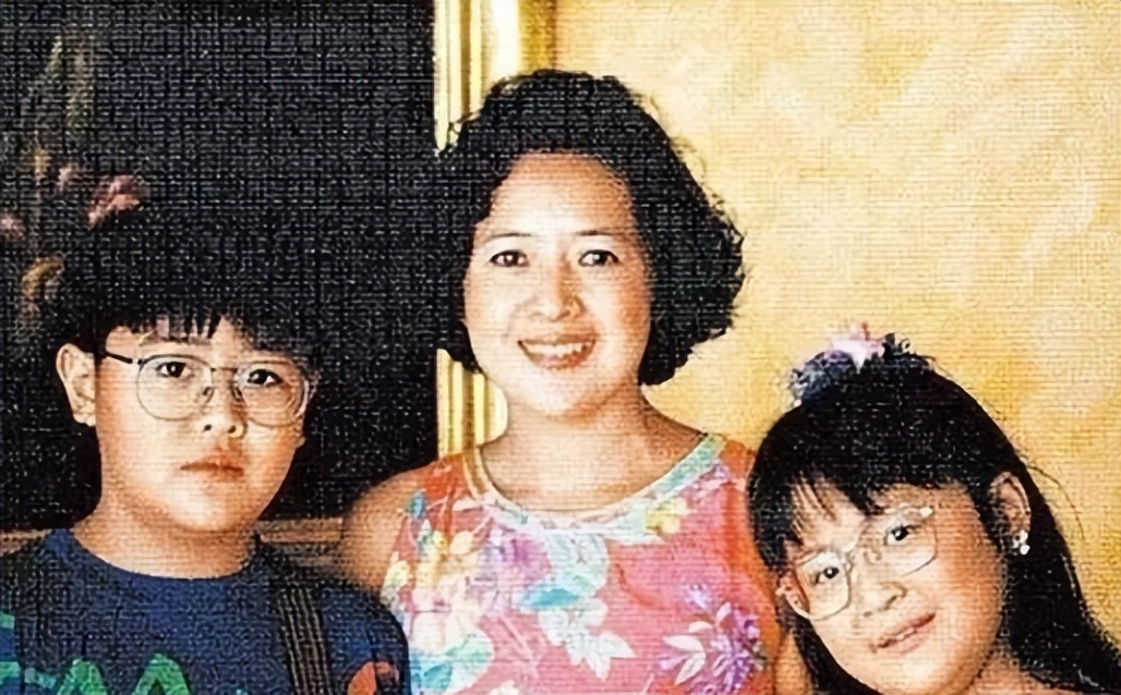 宝咏琴离婚时多少岁,宠夫大结局