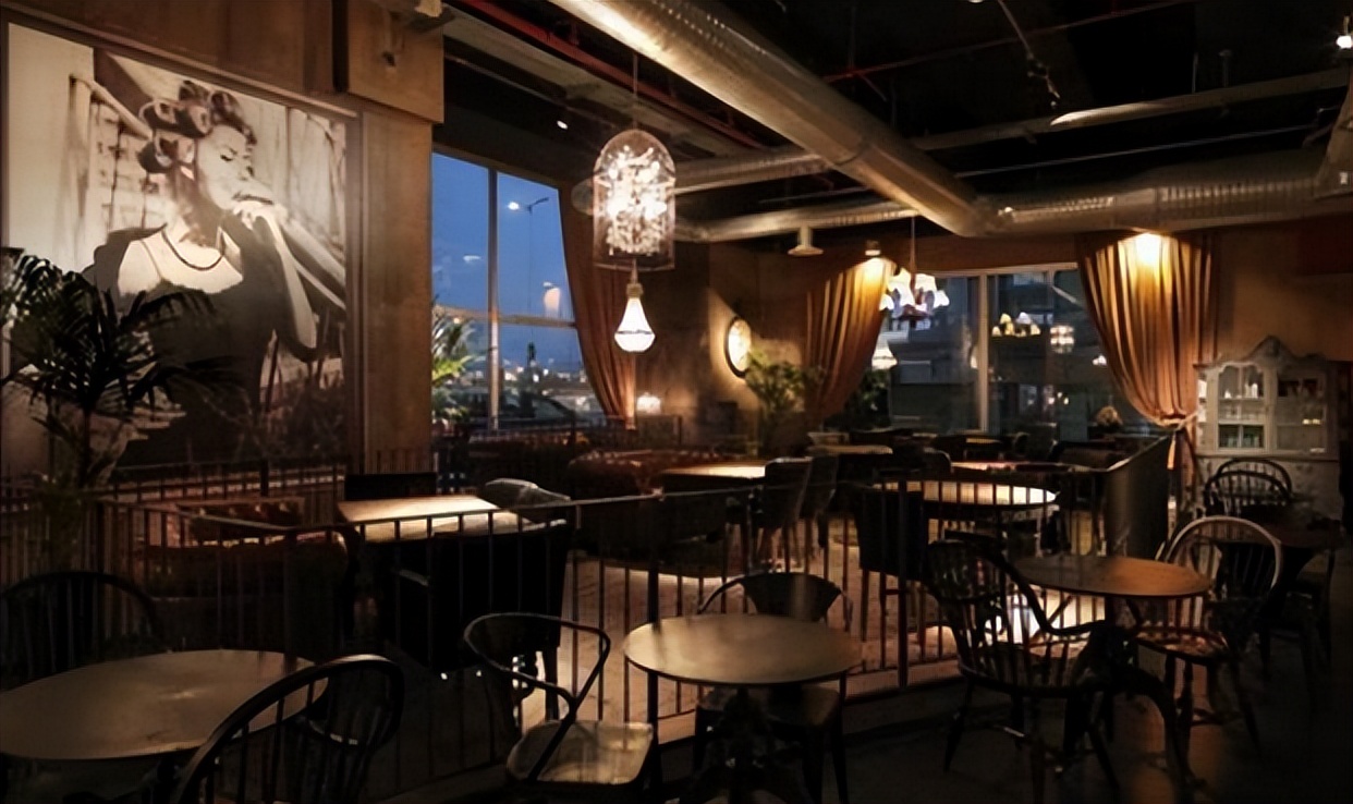 那英怒踹粉丝,那英当众踹粉丝惹争议