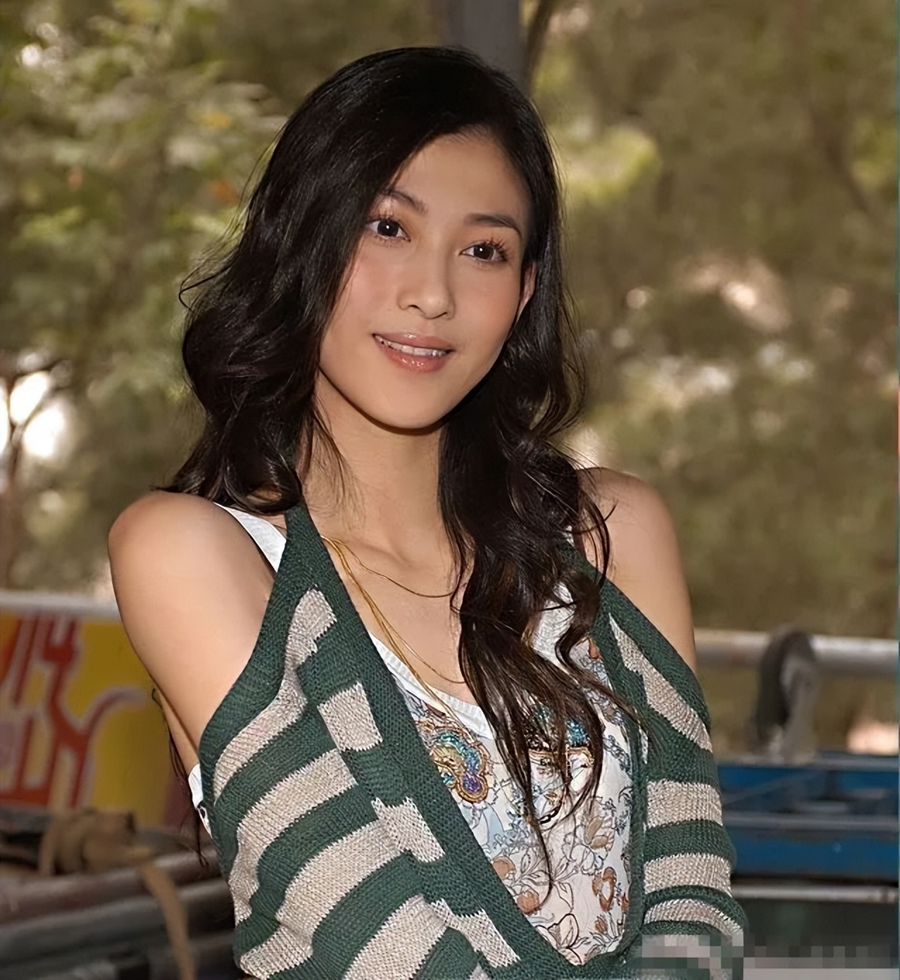 初恋是林峯,拒嫁豪门,闪婚闪离…12年了,“艾莉”怎么样了?