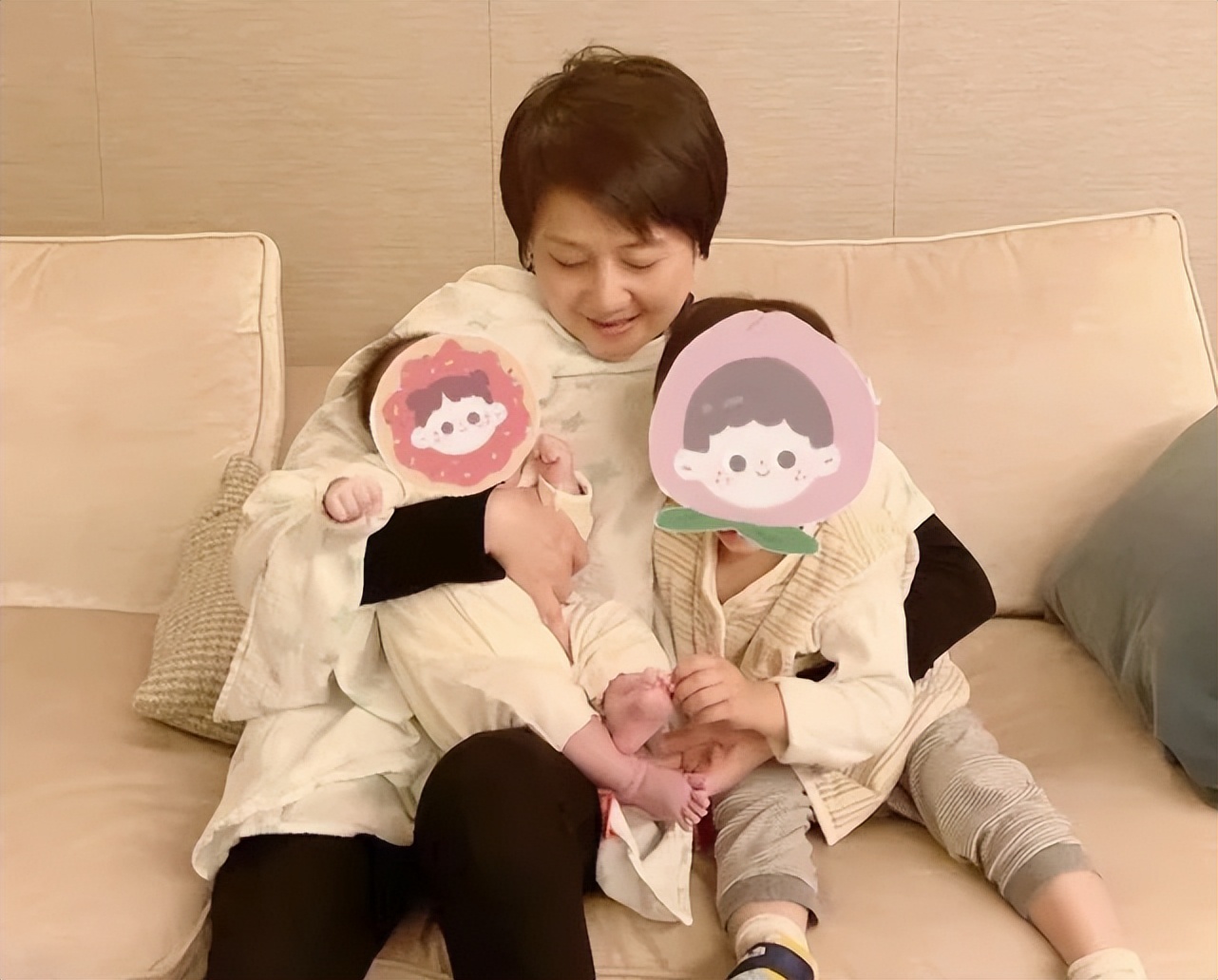 何猷君28岁庆生现场曝光,何猷君生日蛋糕数字