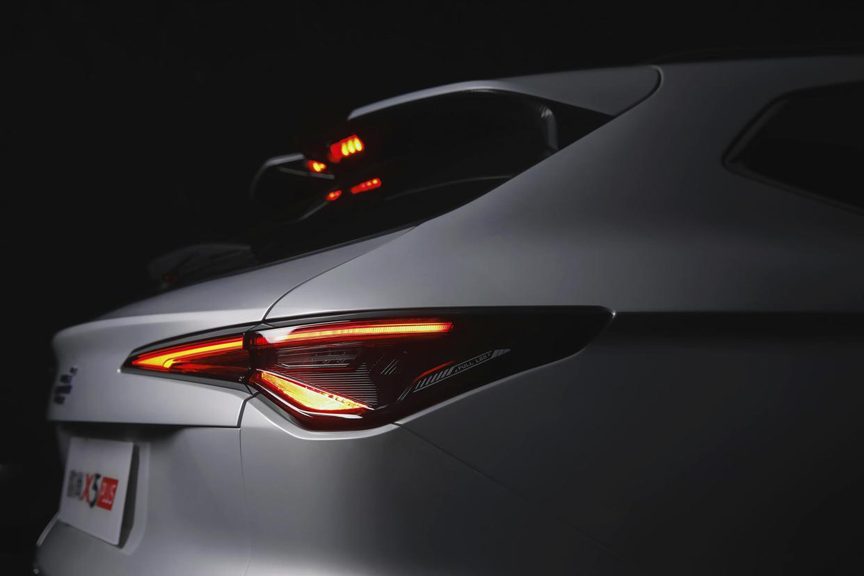 鍥戒骇jeep骞挎苯鑿插厠,骞挎苯鑿插厠绗竴鍙板浗浜ц溅