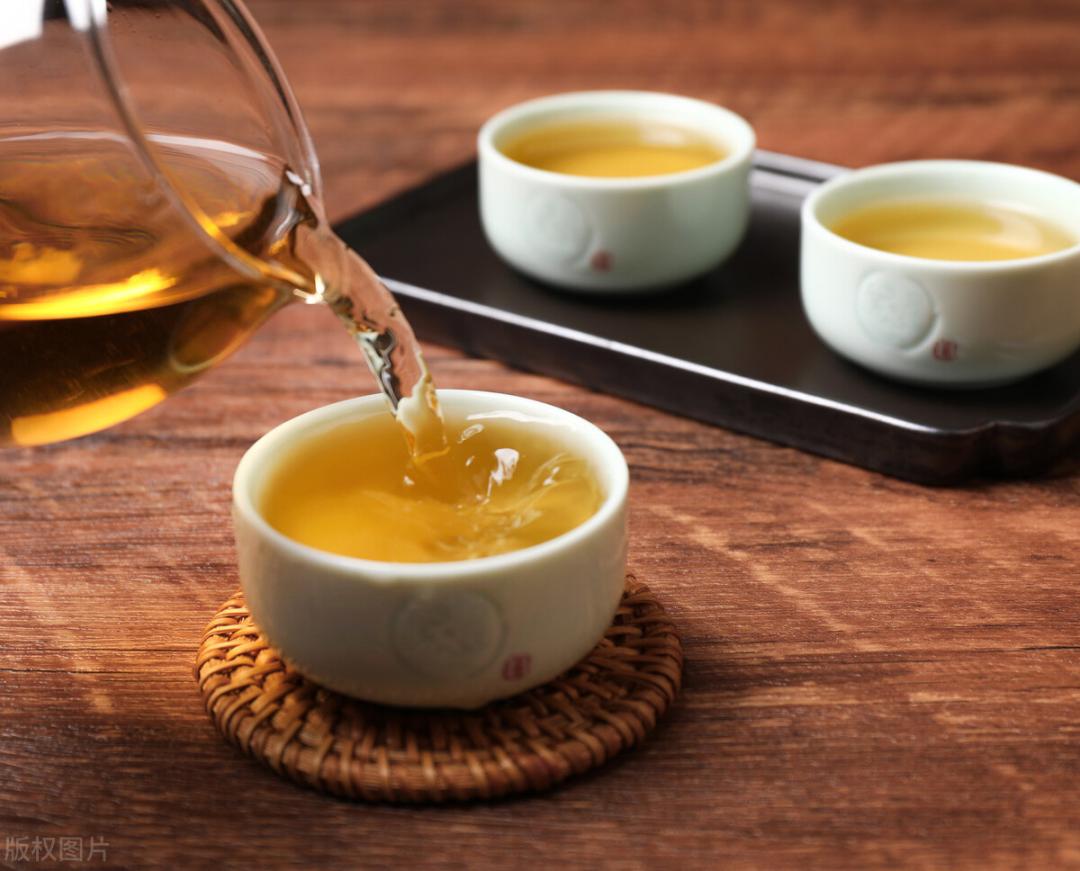 喝茶高手，无非就是常喝茶、多喝茶，喝着喝着就会懂得茶里的道了