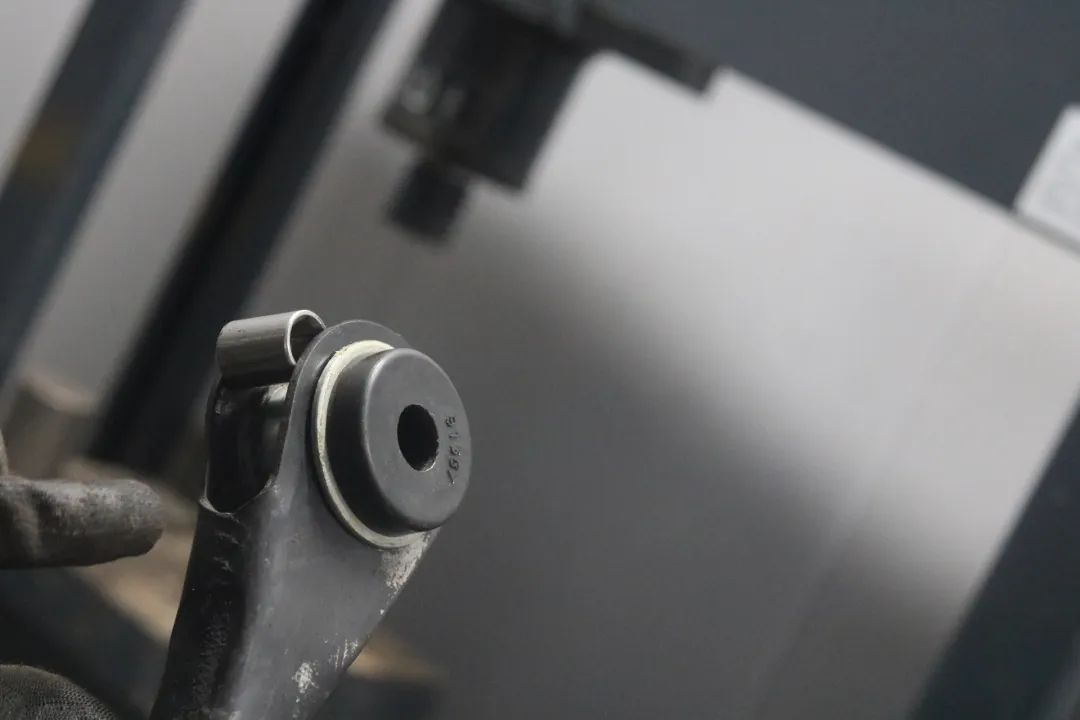 12代皇冠重新翻新还能再开多少年,12代皇冠全车整备翻新全过程