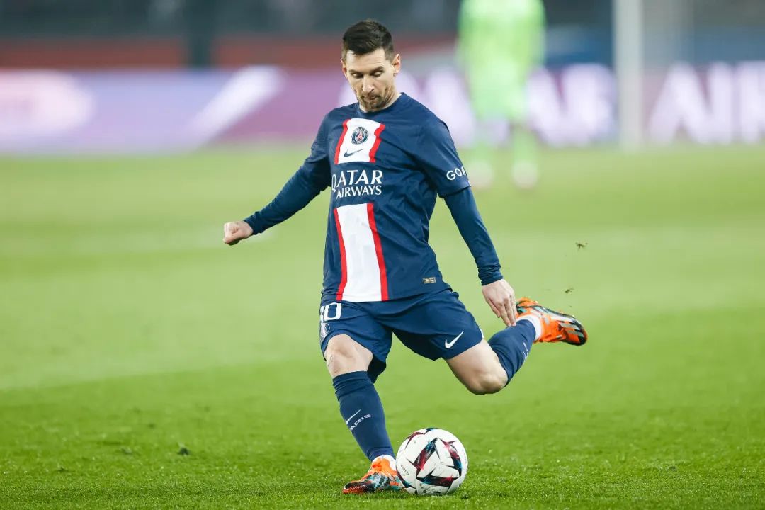 巴黎主场大胜,巴黎主场对阵南特