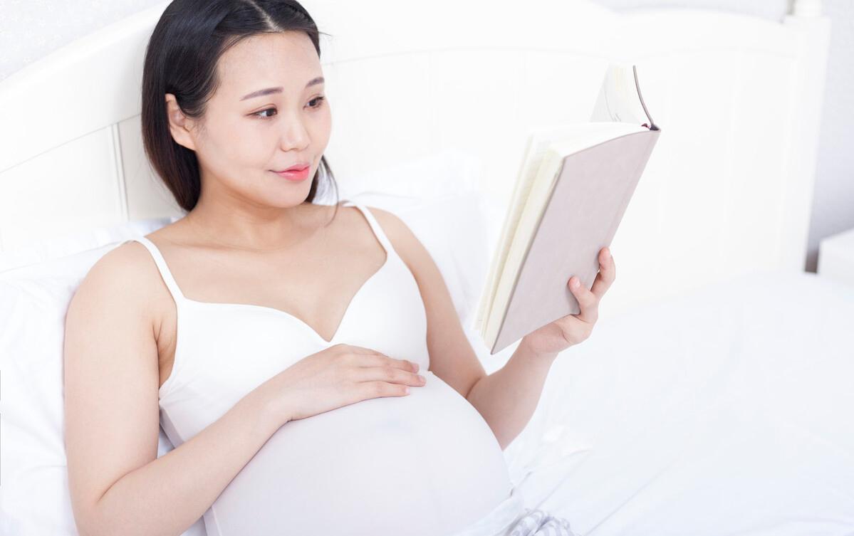 孕期宝宝对声音不敏感,孕妇听婴儿的声音对胎儿好吗