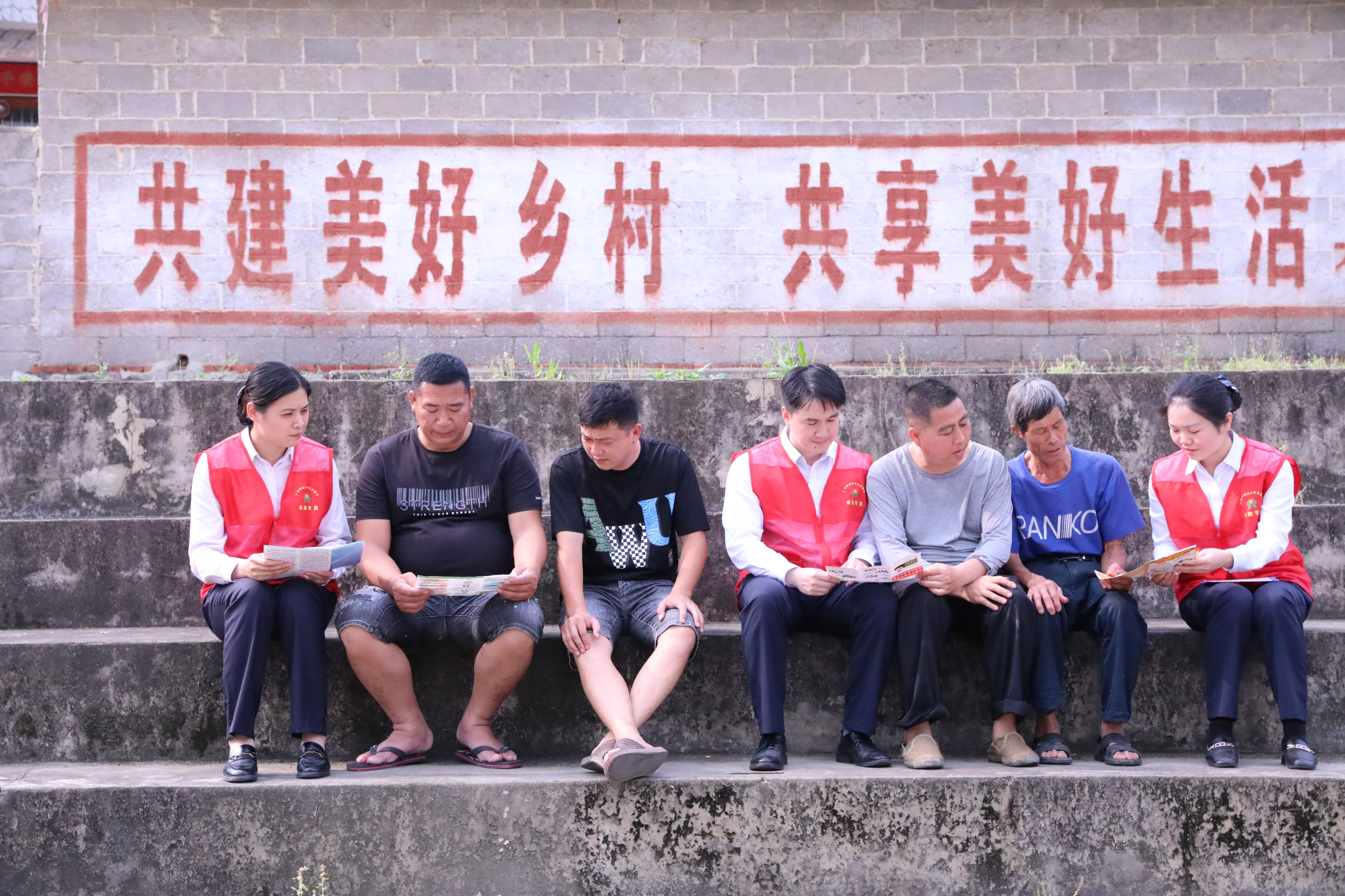 各地区农商银行总资产排名,村镇银行资产规模突破50亿