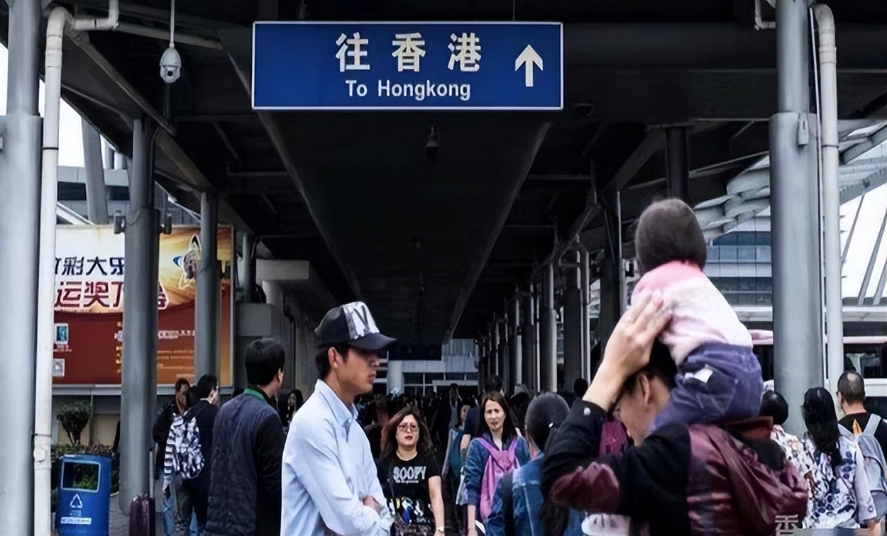 香港为何不再“香”?放开通关后,内地去香港的游客少了很多