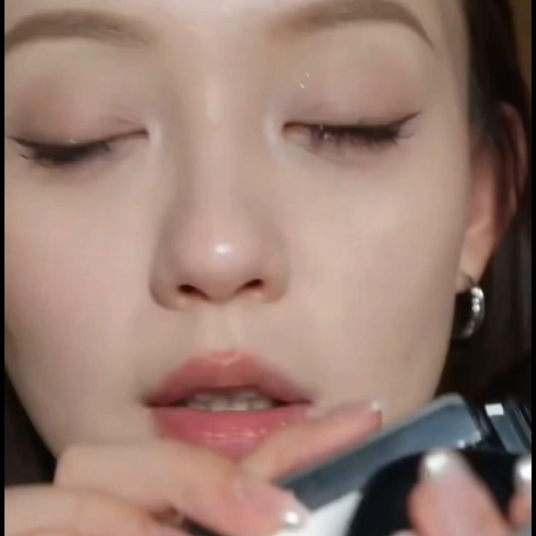 原相机无滤镜测评,卡姿兰气垫黑磁气垫测评