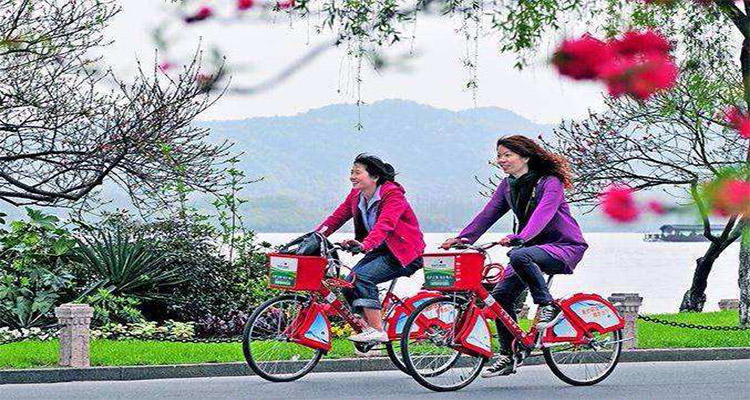 晚上游西湖怎么能玩的尽兴,七月西湖游玩攻略