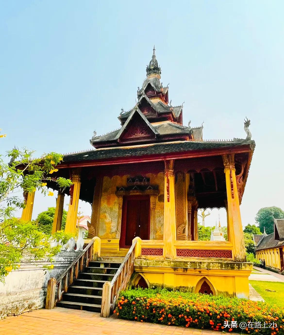 老挝万象塔銮湖,怎么去老挝万象