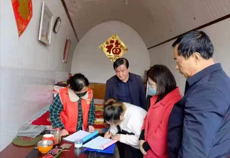 最美网格员——赵丽平