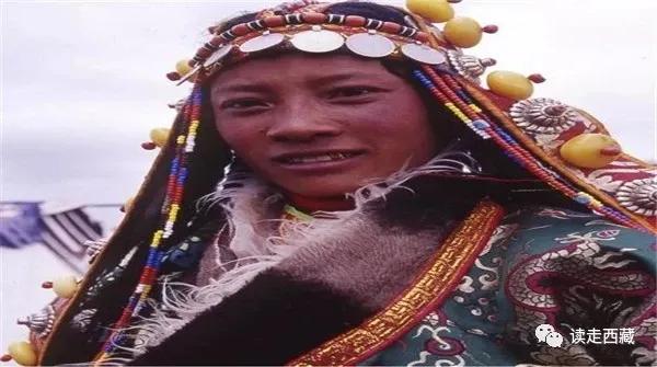 西藏那曲畜产品展销 (西藏那曲畜产品展销场航拍)