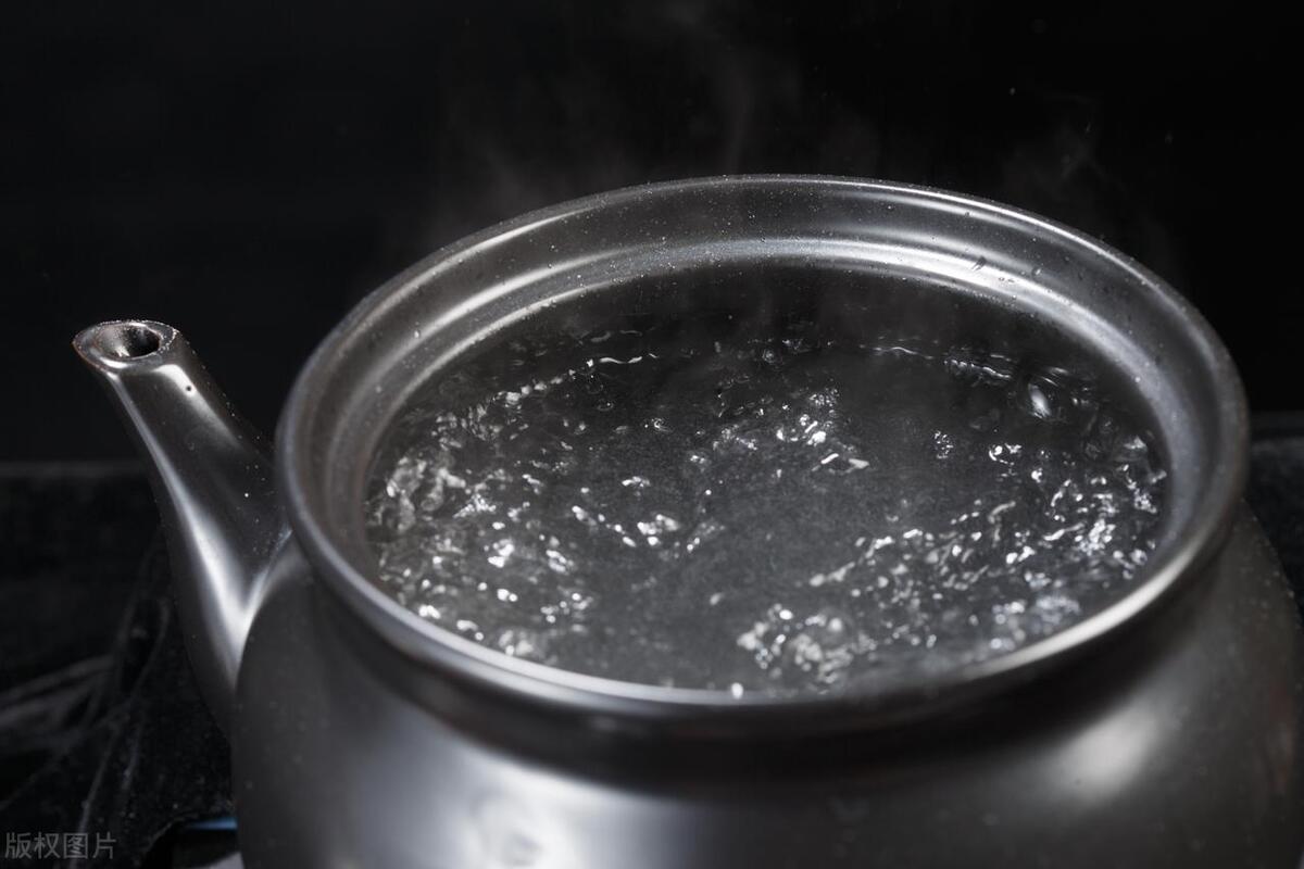 厨房柜子油腻怎么清洗干净视频,厨房清洁小神器彻底告别细菌油腻