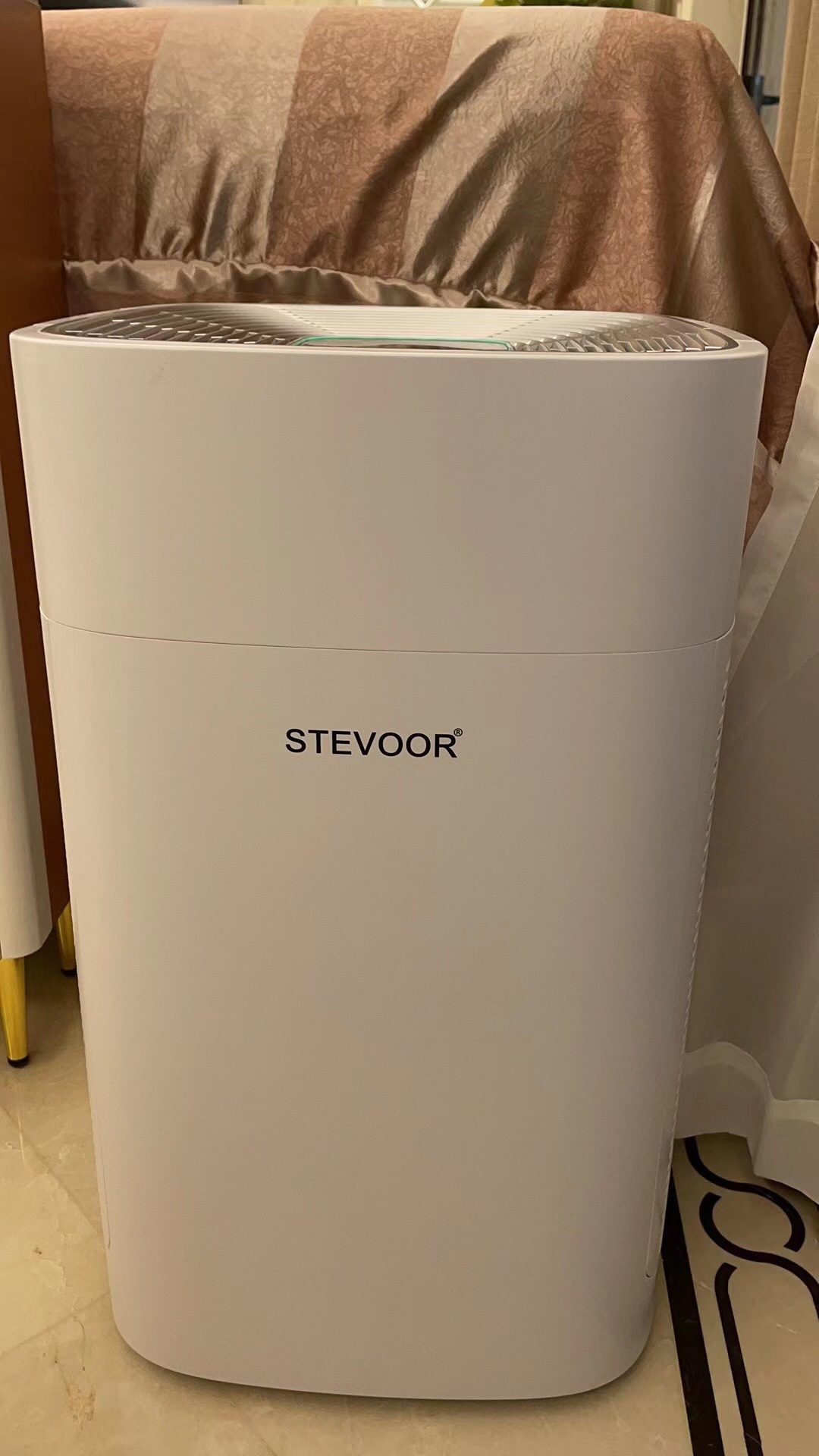 实木家具油漆味多久能挥发完,实木家具的油漆味挥发期多久