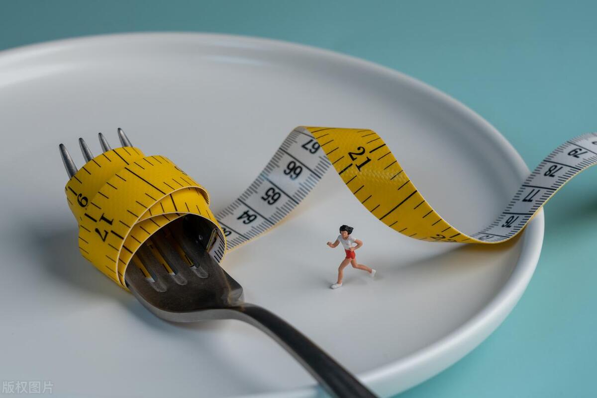 高血糖患者可以吃哪些低糖水果,有高血糖又有低血糖饮食怎么吃